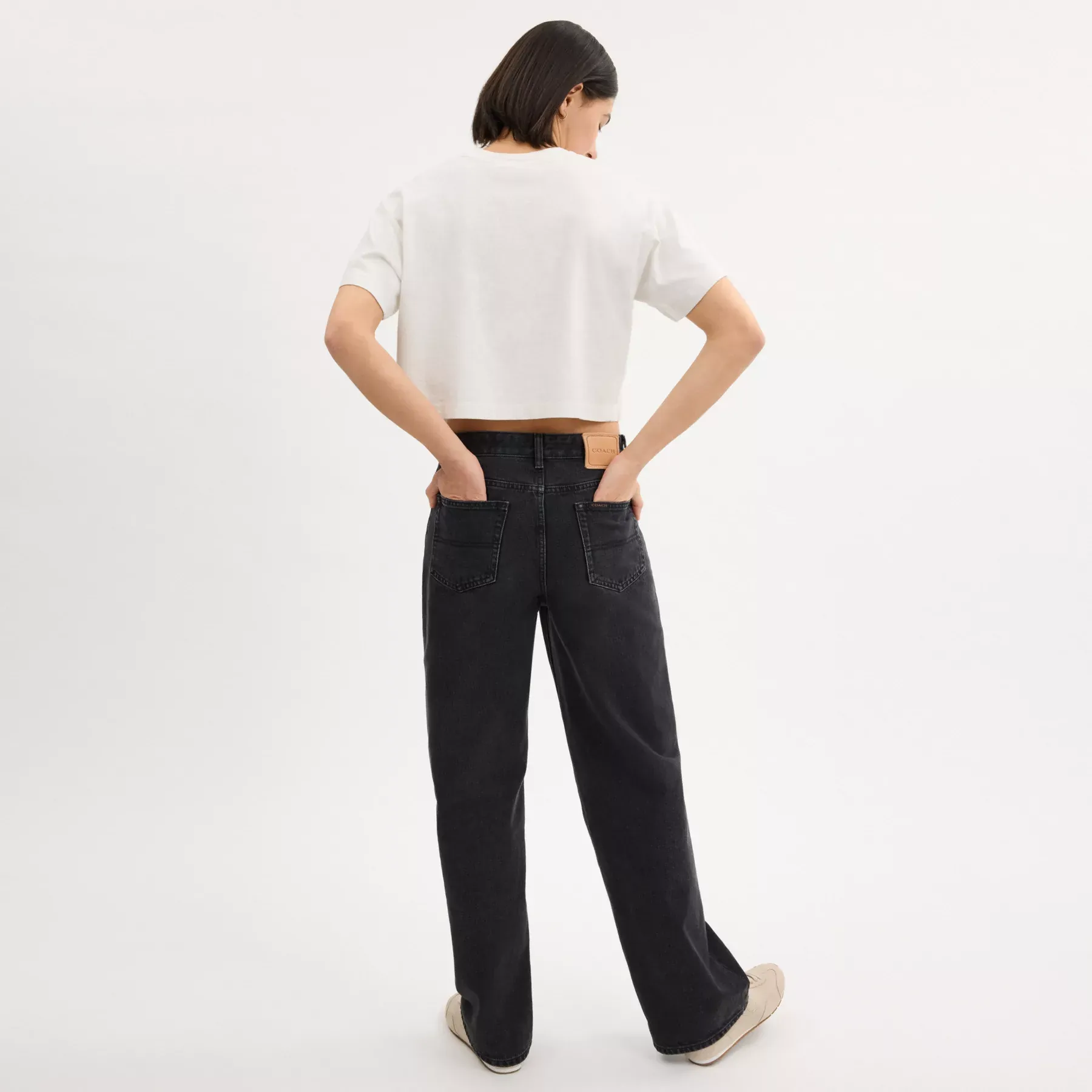 Cursive Coach Cropped Sketch Print T-Shirt Cursive Coach Cropped Sketch Print T-Shirt
