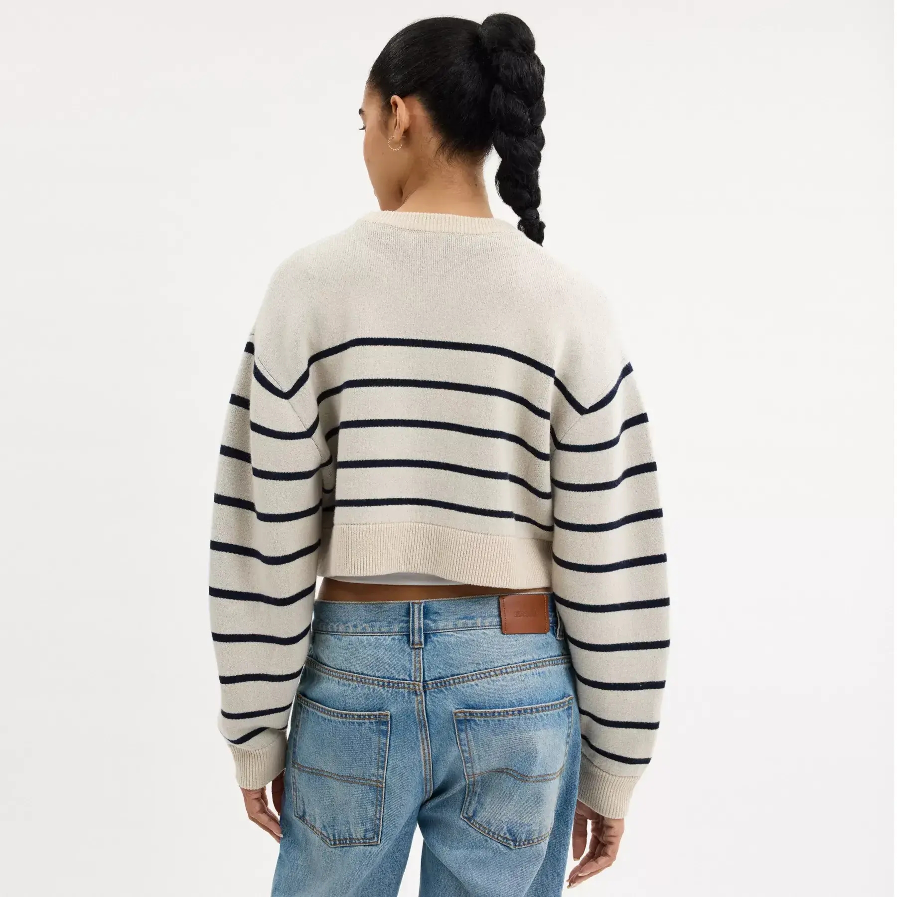 Cursive Signature Striped Cropped Sweater Cursive Signature Striped Cropped Sweater