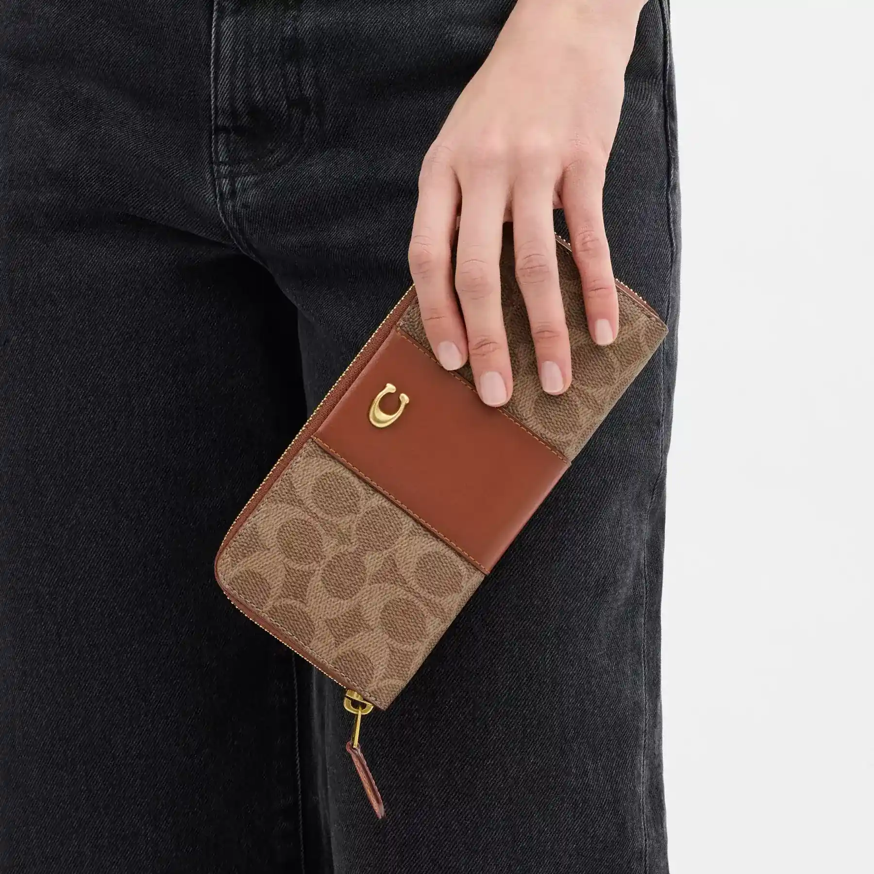 Essential Slim Accordion Zip Wallet In Signature Canvas Essential Slim Accordion Zip Wallet In Signature Canvas