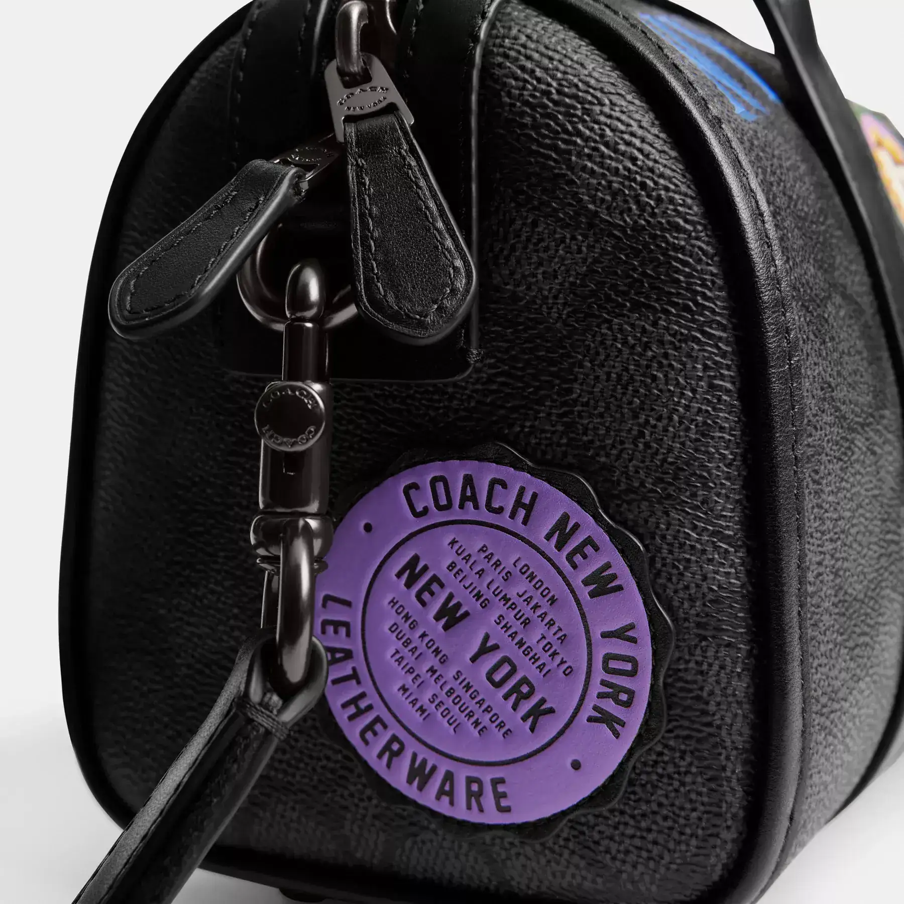 Gotham Duffle Bag 24 In Signature Canvas With Patches Gotham Duffle Bag 24 In Signature Canvas With Patches