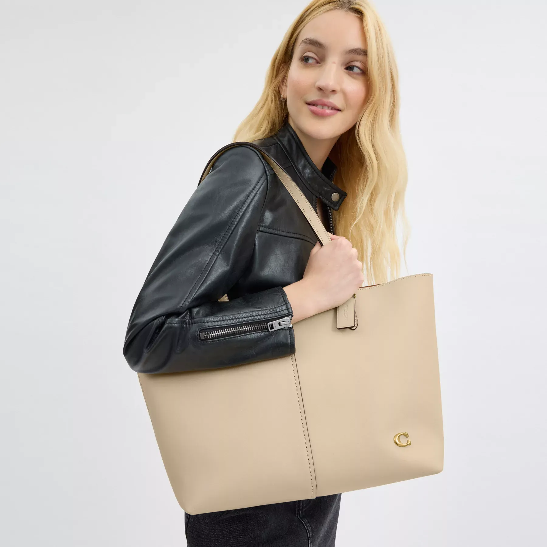 North Tote 32 North Tote 32