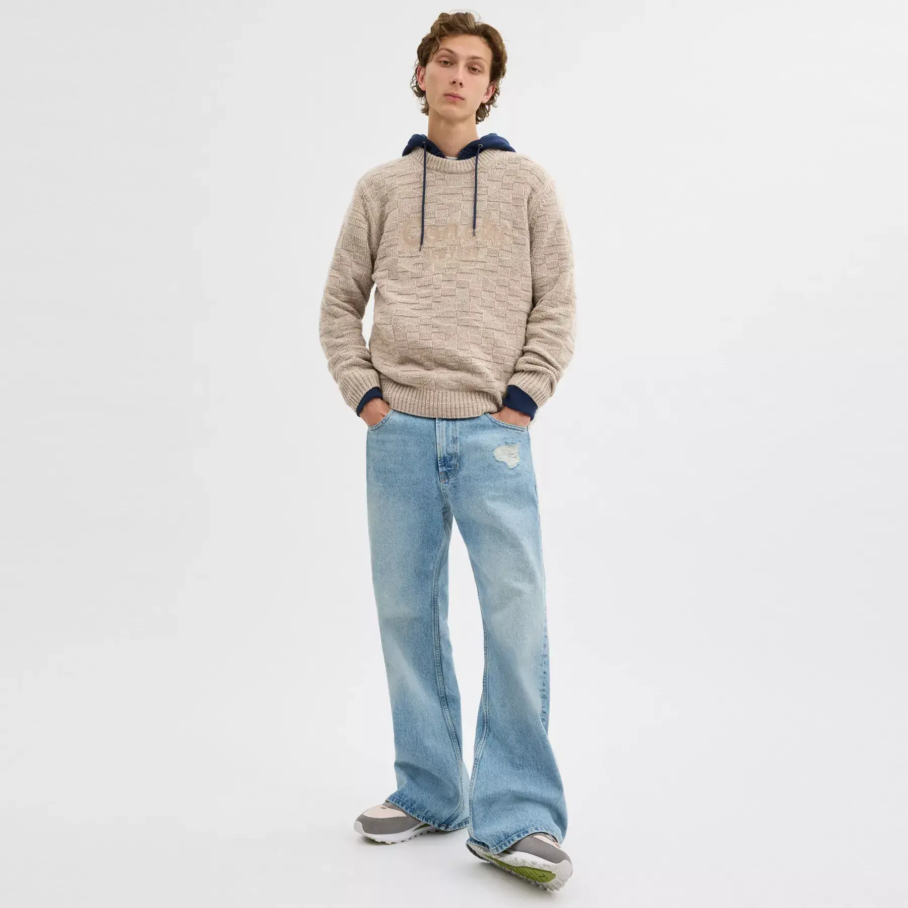 Signature Knit Crewneck Signature Knit Crewneck