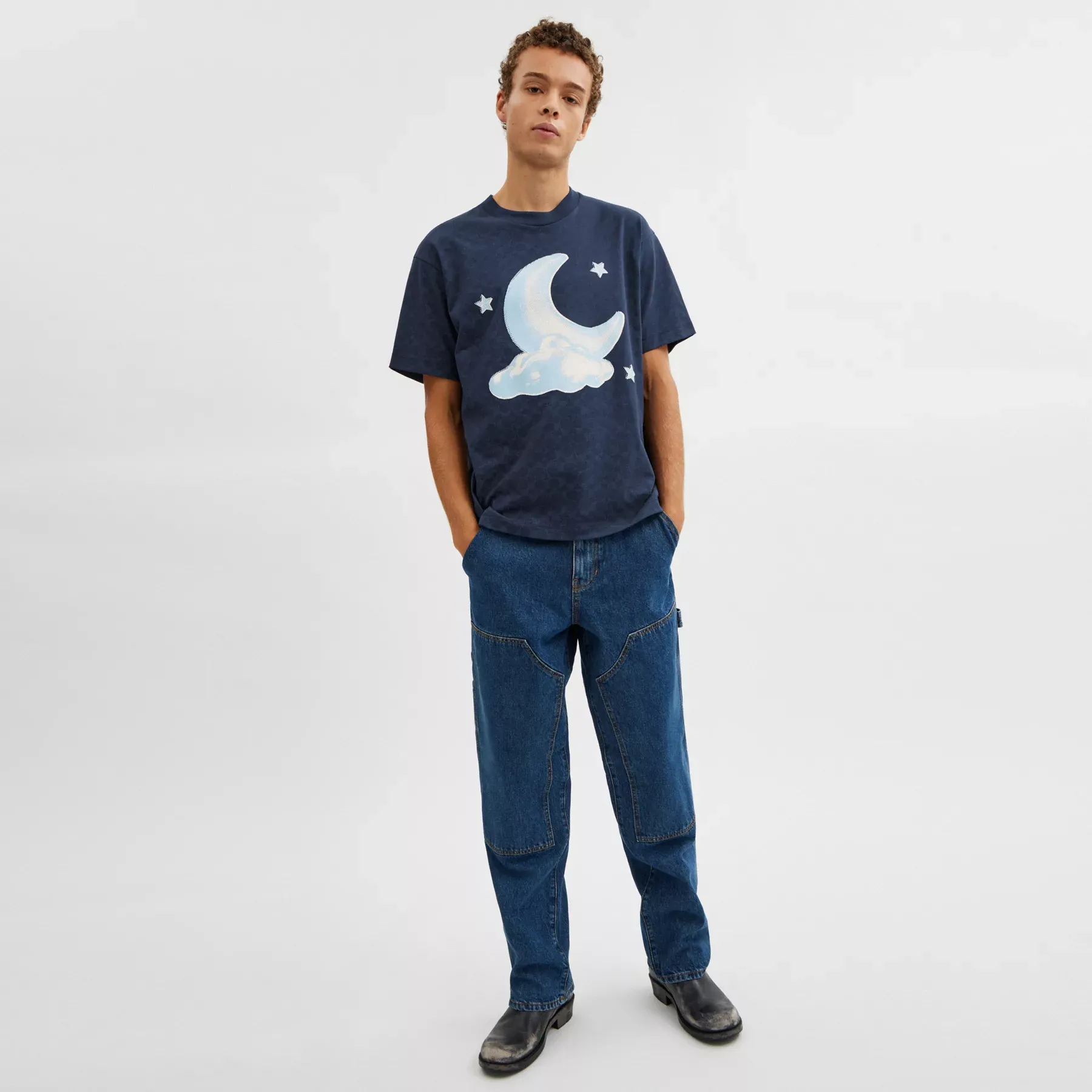 Signature Moon Relaxed T-Shirt In Organic Cotton Signature Moon Relaxed T-Shirt In Organic Cotton