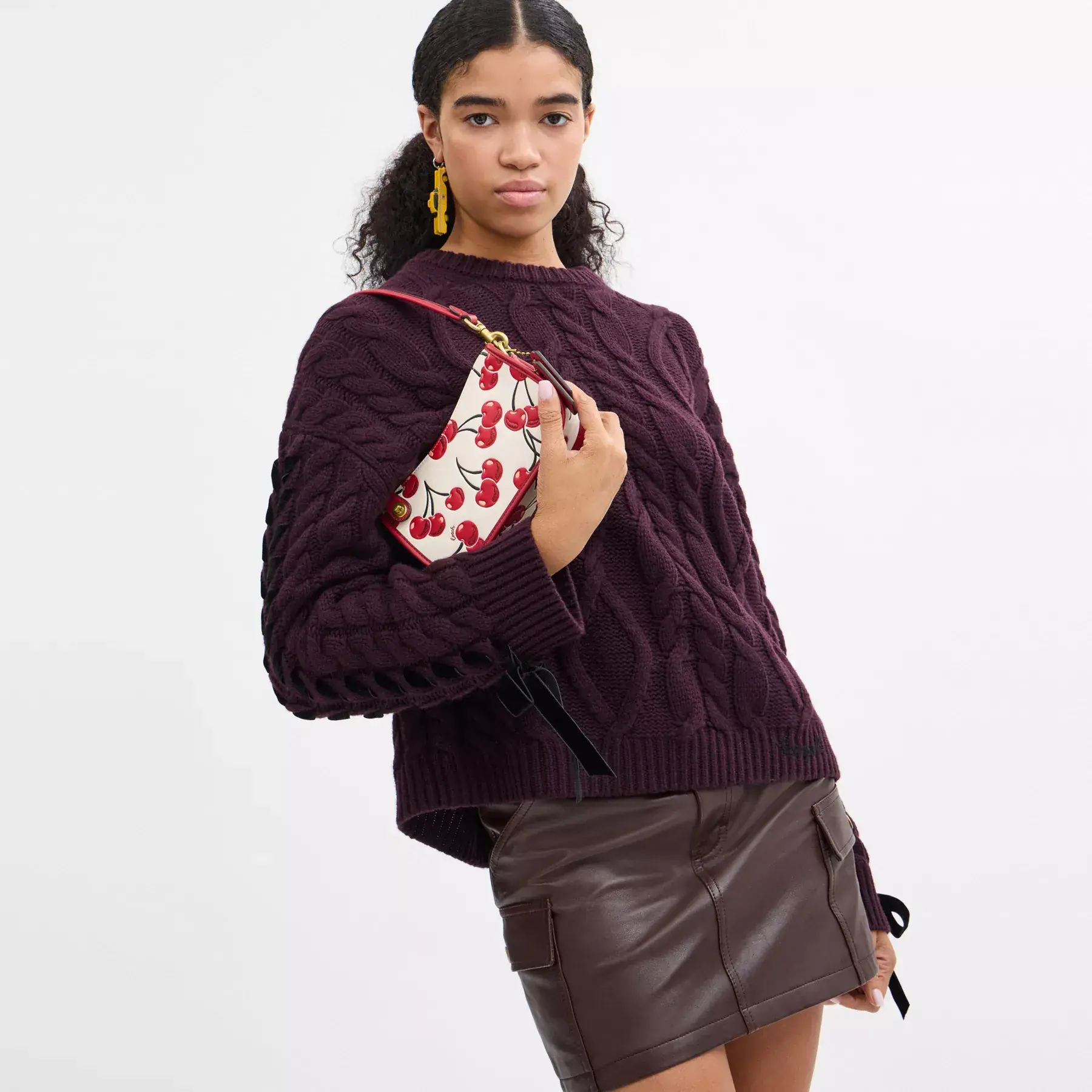 Swinger 20 With Cherry Print Swinger 20 With Cherry Print