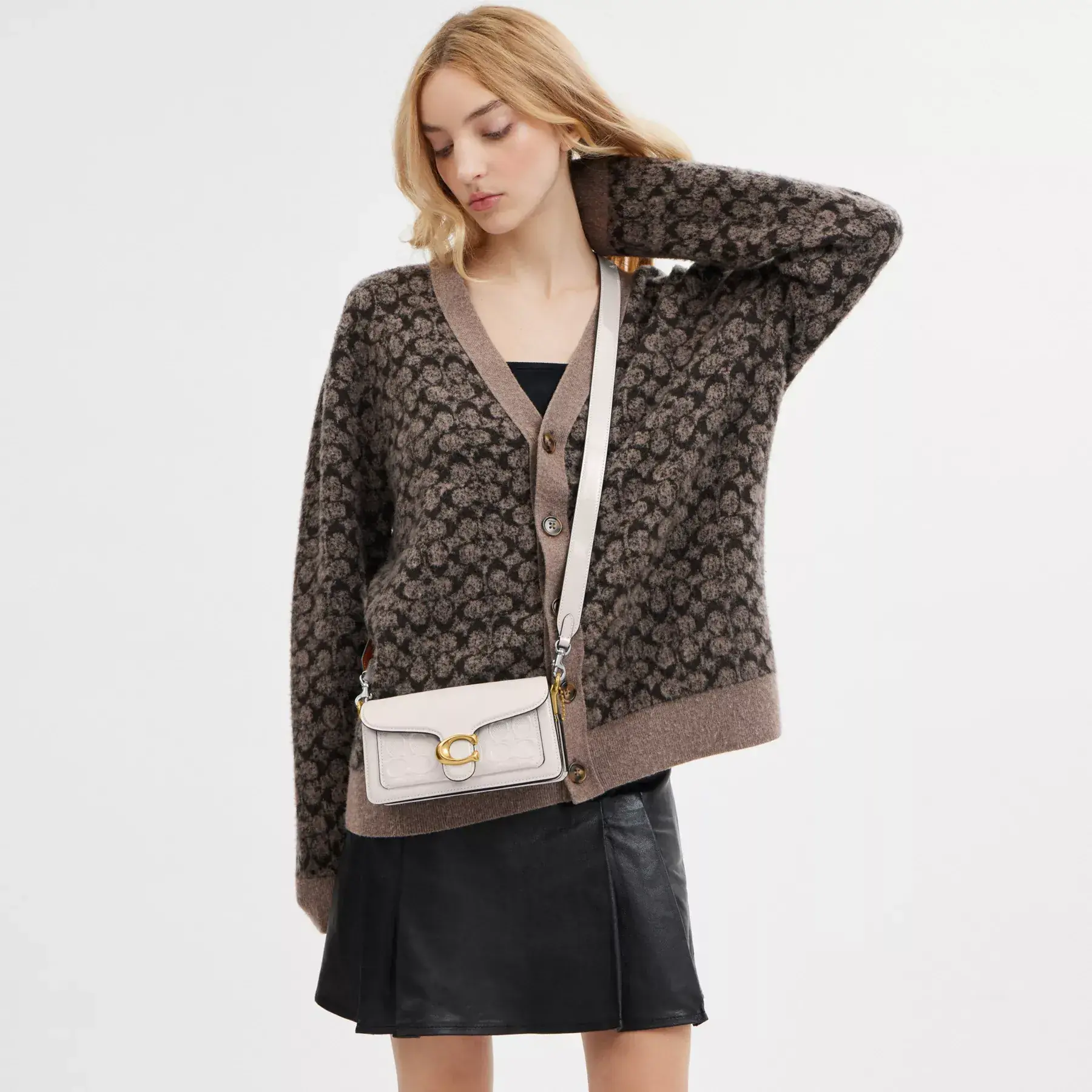 Tabby Shoulder Bag 20 In Signature Leather Tabby Shoulder Bag 20 In Signature Leather