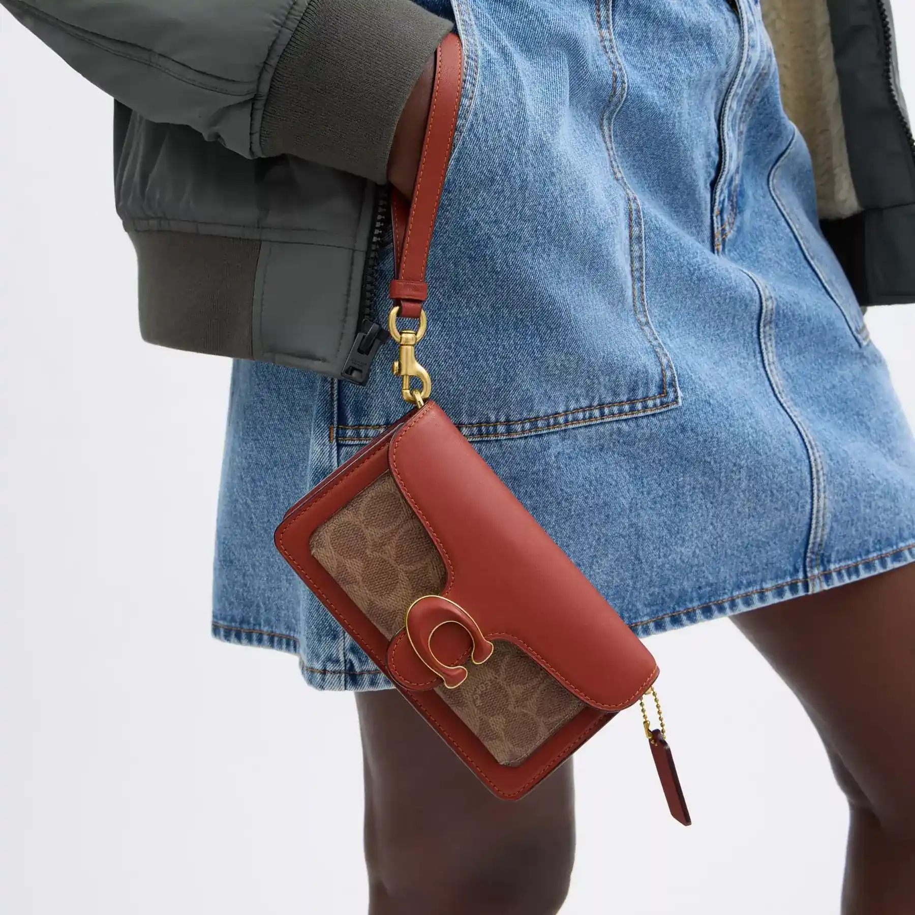 Tabby Wristlet In Signature Canvas Tabby Wristlet In Signature Canvas