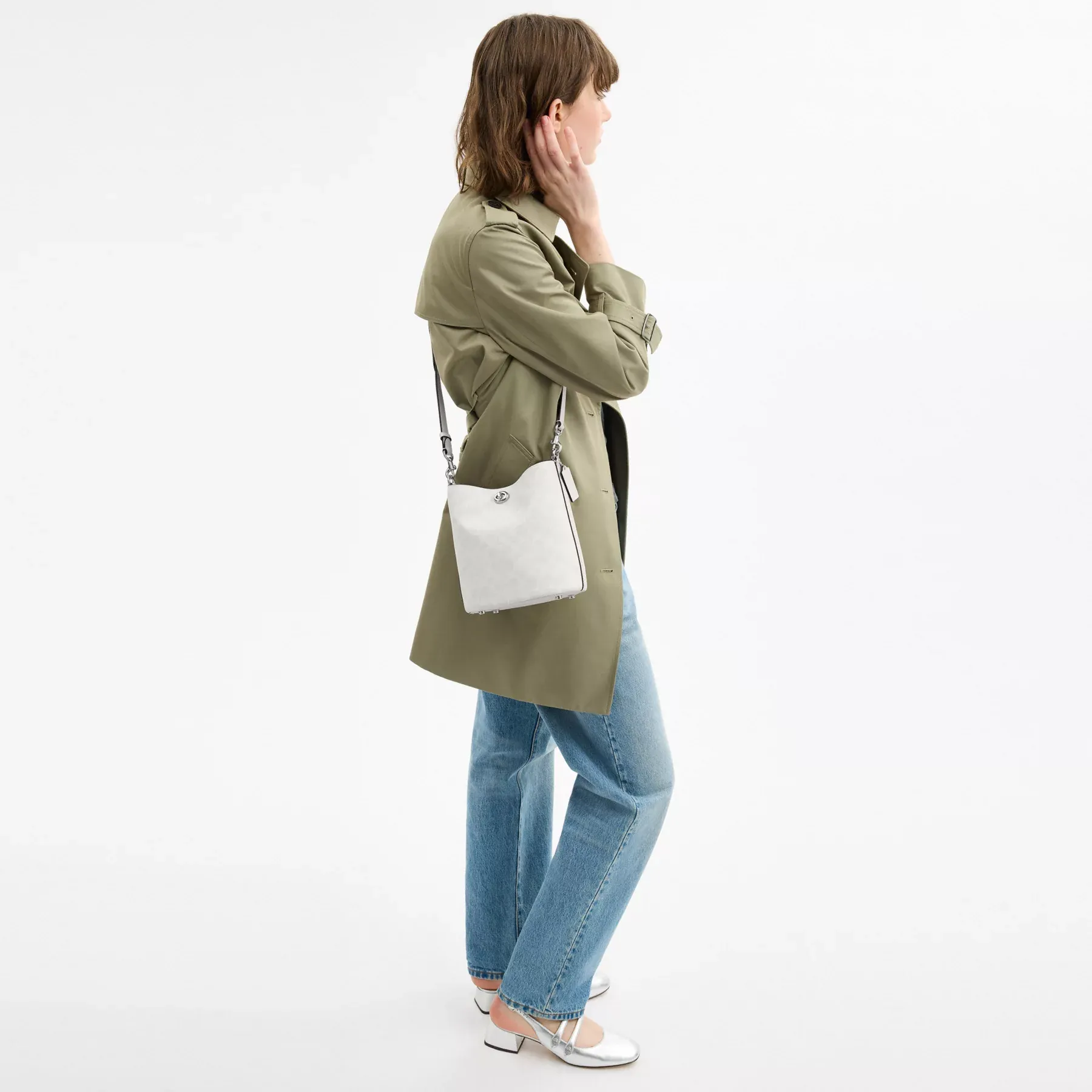 Willow Soft Bucket Bag 19 In Signature Canvas Willow Soft Bucket Bag 19 In Signature Canvas